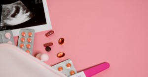 1. Prenatal Vitamins: The Foundation for a Healthy Pregnancy 🍼